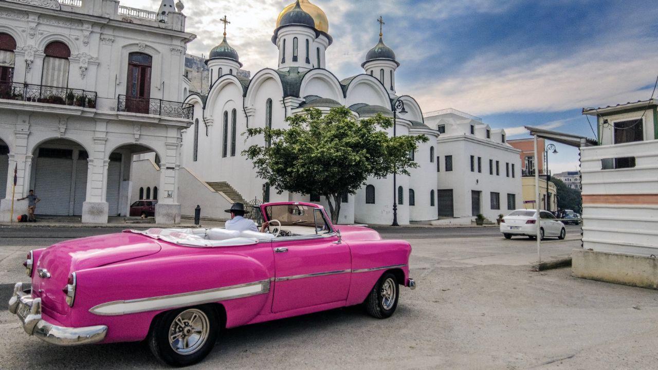 ALIADOS. El renovado vínculo entre Cuba y Rusia se refleja en diversas esferas de la sociedad cubana, como es el caso de la presencia de la iglesia ortodoxa rusa en el corazón de La Habana.