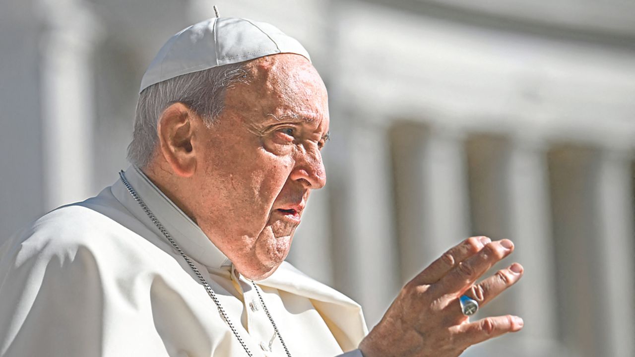 El papa Francisco, en una carta dirigida al obispo de Bayeux, monseñor Jacques Habert, expresó su pesar por la falta de memoria de los hombres