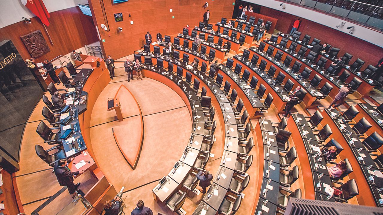 Inconcluso. Cien nombramientos y 18 reformas constitucionales entre los pendientes