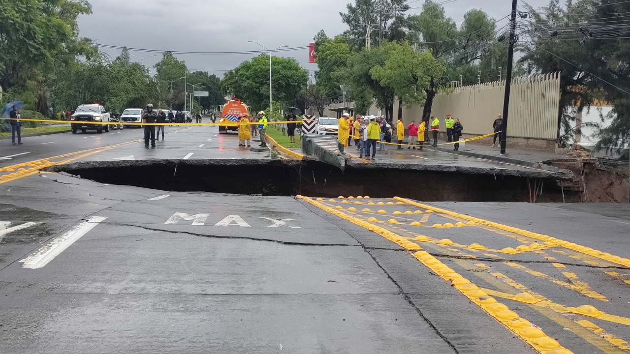 Socavón en Zapopan