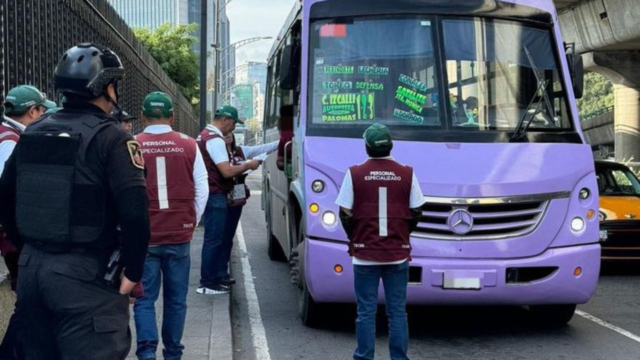 Unidad de transporte público de la CDMX arrolla a mujer con bebé en brazos