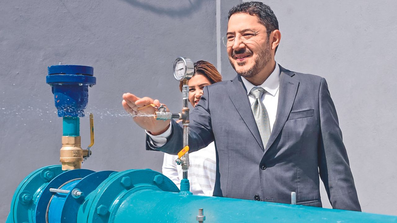 Funcionamiento. El pozo tiene una profundidad de 350 metros, extrae el agua y se incorpora a la red hidráulica de la zona, dotando a los habitantes 40 mil litros de agua por segundo, destacó el jefe de Gobierno.