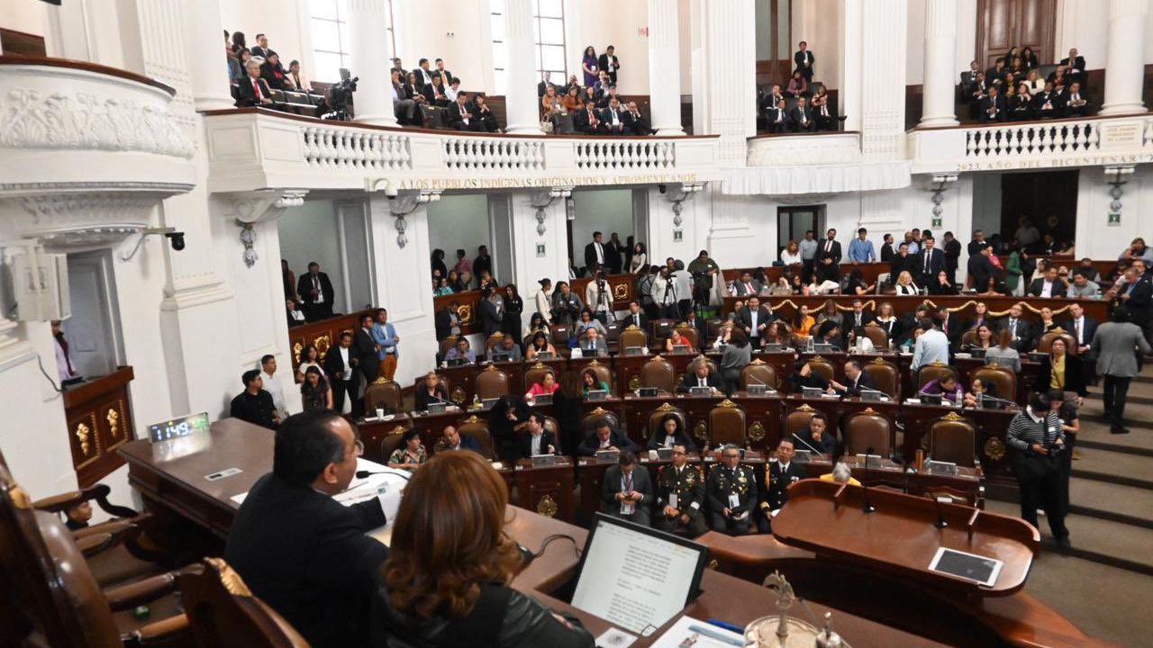 Satisfechos. Diputados coincidieron que esta reforma permitirá que quienes ejercen estos cargos continúen laborando a una edad en la que aún son aptos.