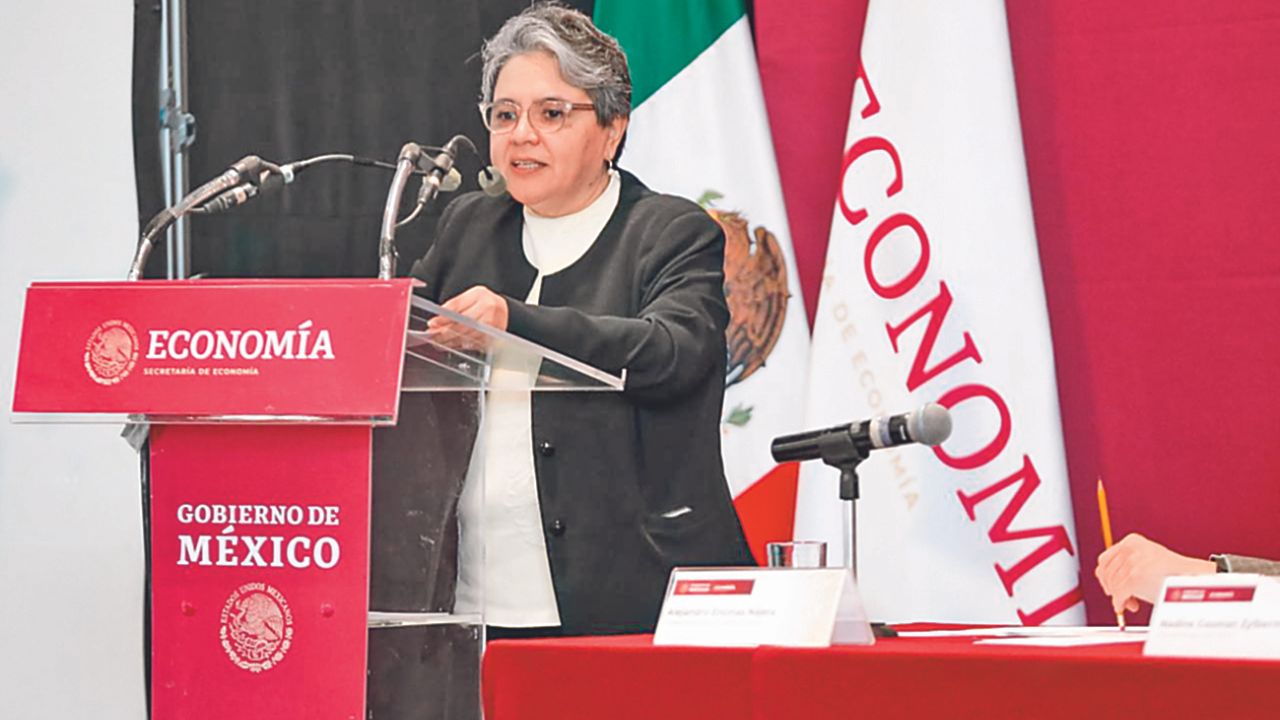 La secretaria de Economía, Raquel Buenrostro, afirmó que México no cuenta con registros de inversión oficial de Tesla, “no hay registro y nunca han registrado algún tipo de inversión