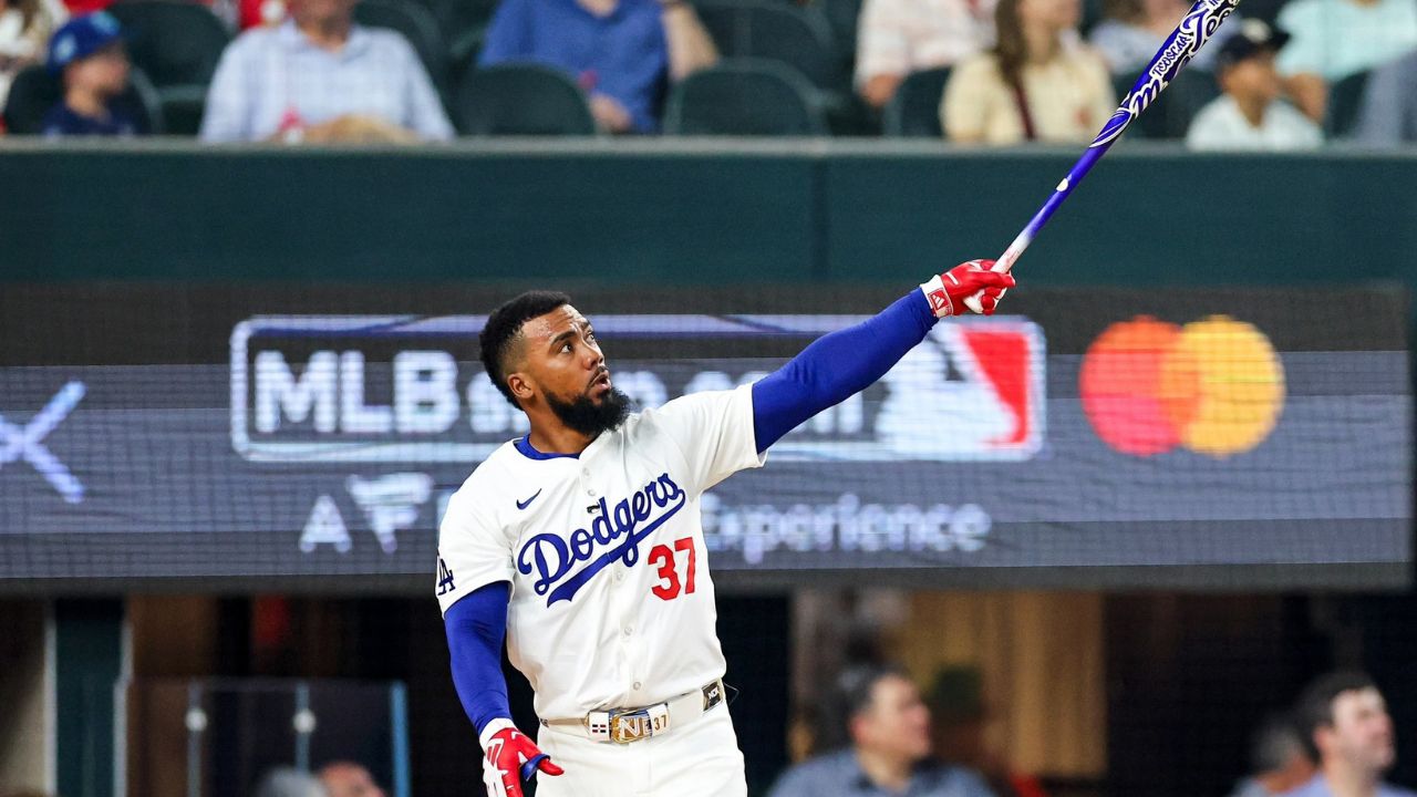 Teoscar Hernández se convirtió en el primer jugador de los Dodgers en ganar el evento en su primera participación con el bate