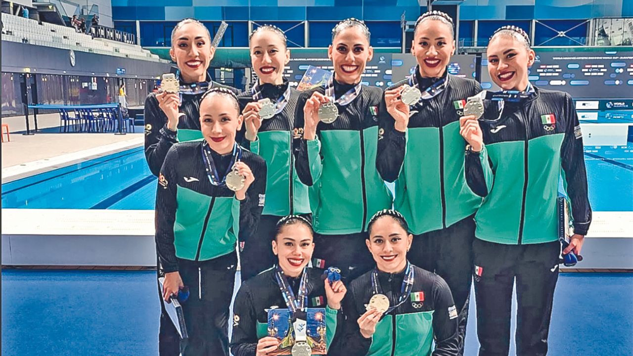 Producto de una calificación total de 336.6398 puntos, la Selección Nacional de Natación Artística se proclamó subcampeón en la Super Final de la Copa del Mundo