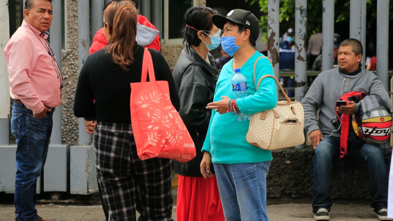 PREVENCIÓN. Nosocomios públicos y privados ya piden el uso obligatorio de las mascarillas.