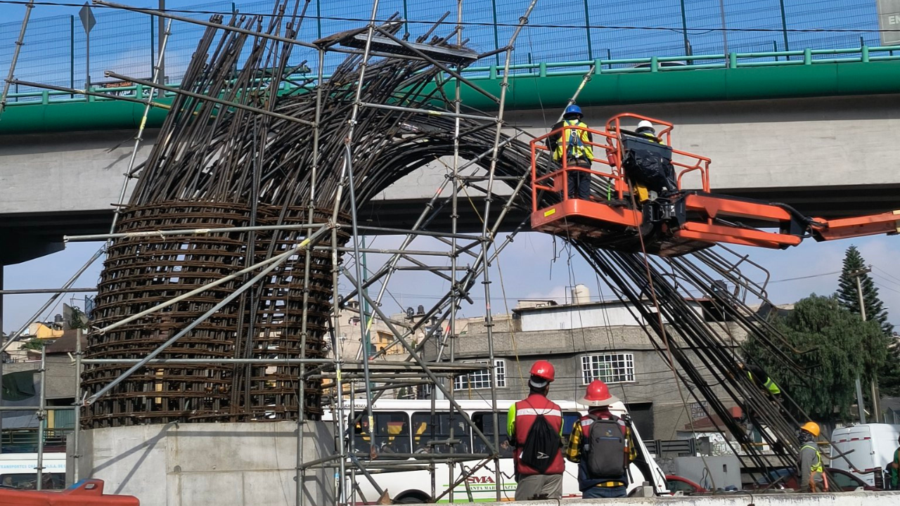 Obra del Trolebús elevado