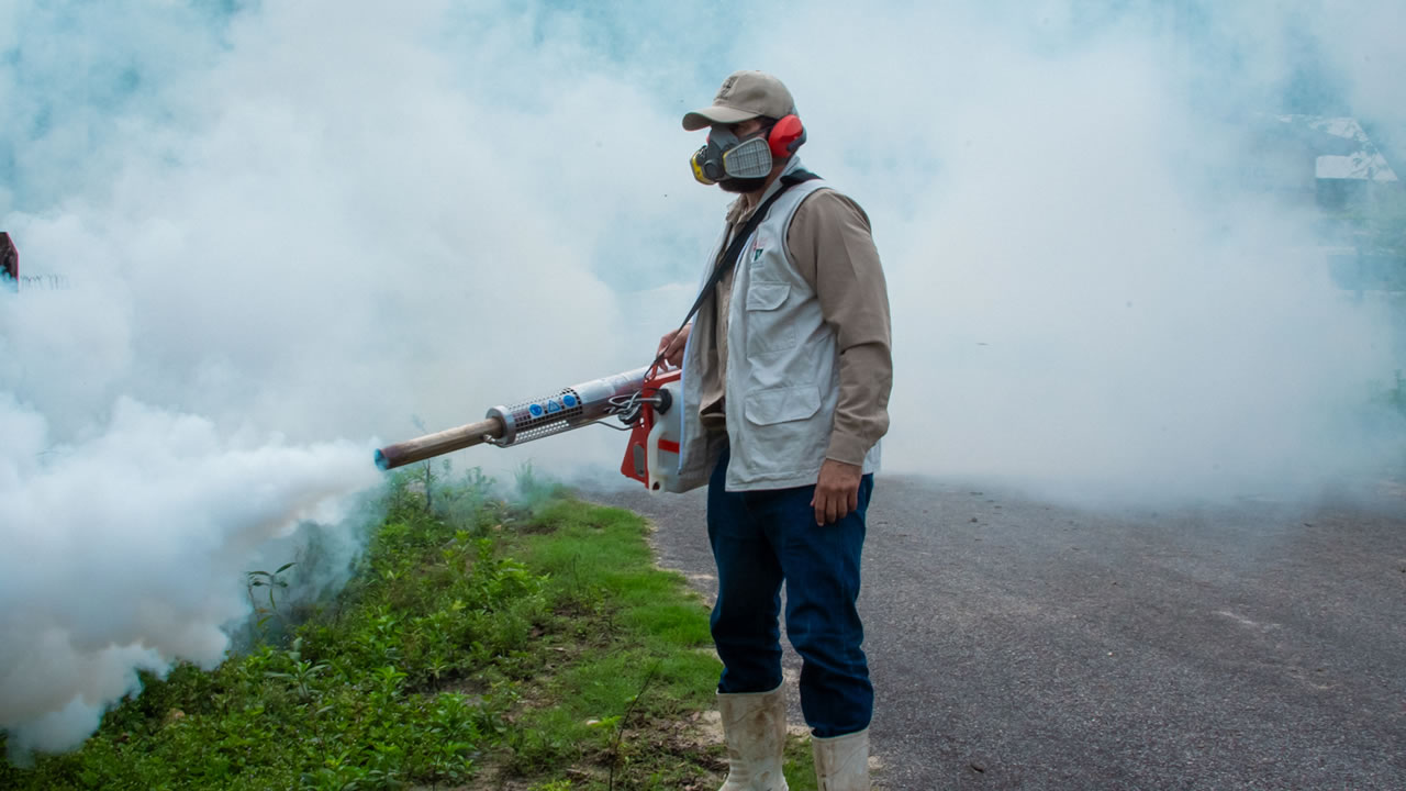 Combaten dengue en Champotón, Campeche