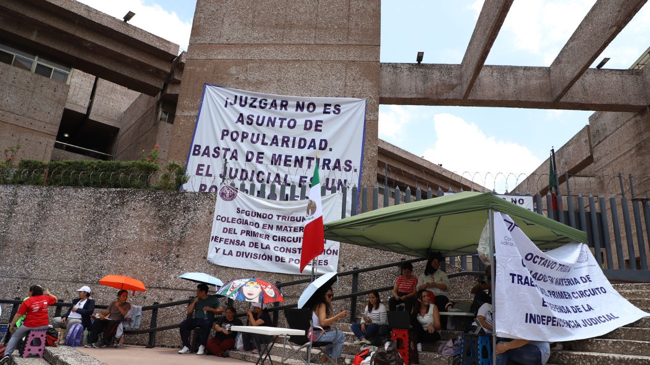 Protesta. El paro de labores por parte de los trabajadores del Poder Judicial continúa en defensa de su independencia y sus derechos laborales.