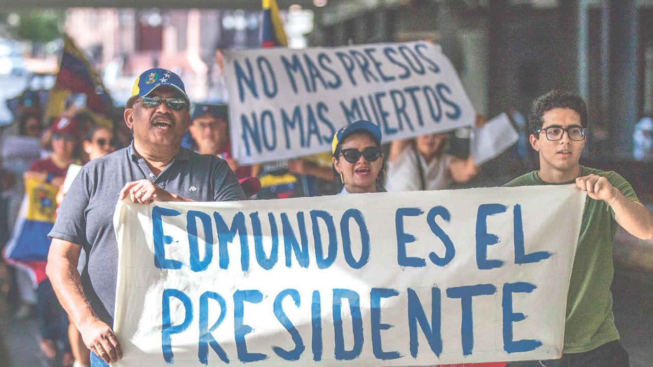 REPRESIÓN. La ley busca prohibir las actividades políticas de las oenegés.