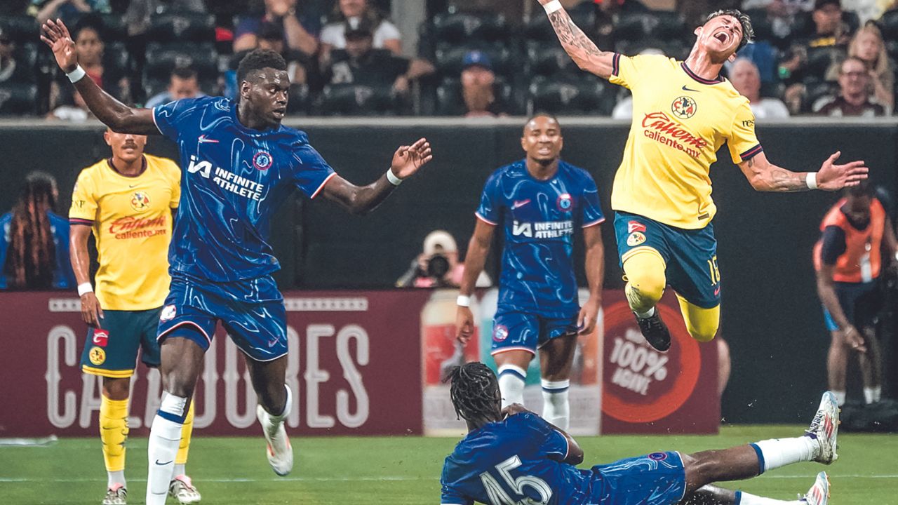 Superados desde el arranque del juego, con un prematuro gol del cuadro inglés por cuenta de Christopher Nkunku a los tres minutos, el América perdió 3-0 ante el Chelsea