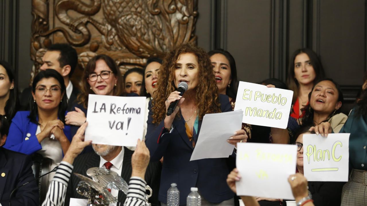 El PAN rechazó “la violencia política en razón de género en redes sociales que ha sufrido la senadora Gina Campuzano”