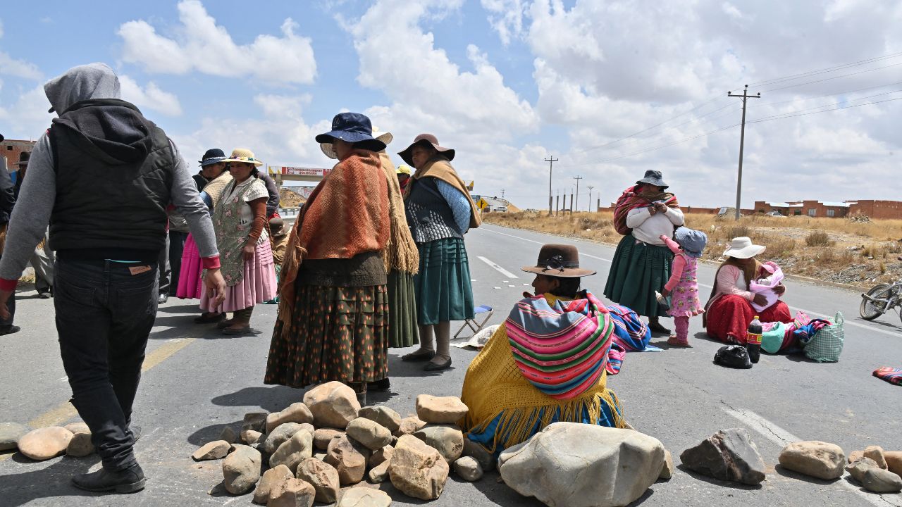 EMERGENCIA. Bolivia enfrenta una crisis agudizada por escasez de combustibles