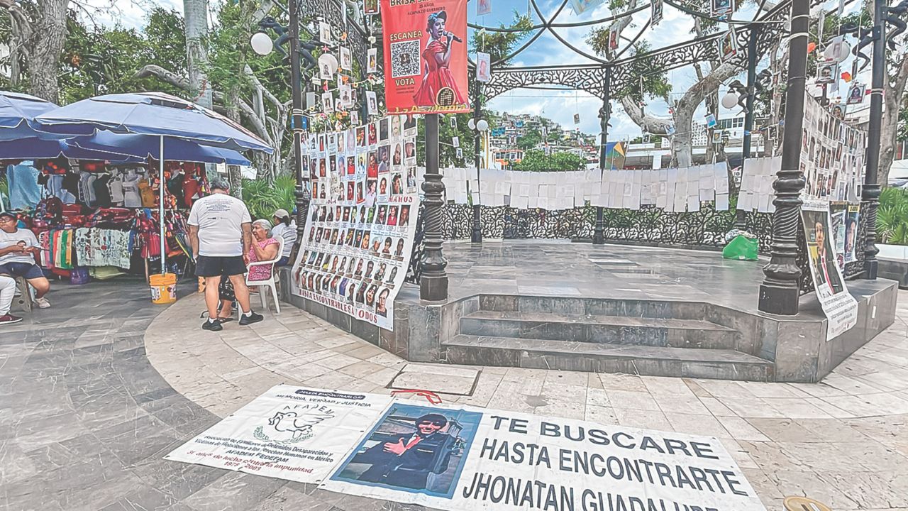 RECUERDO. Montaron la vigésima novena edición de la exposición Rostros de impunidad en el corazón de Acapulco.