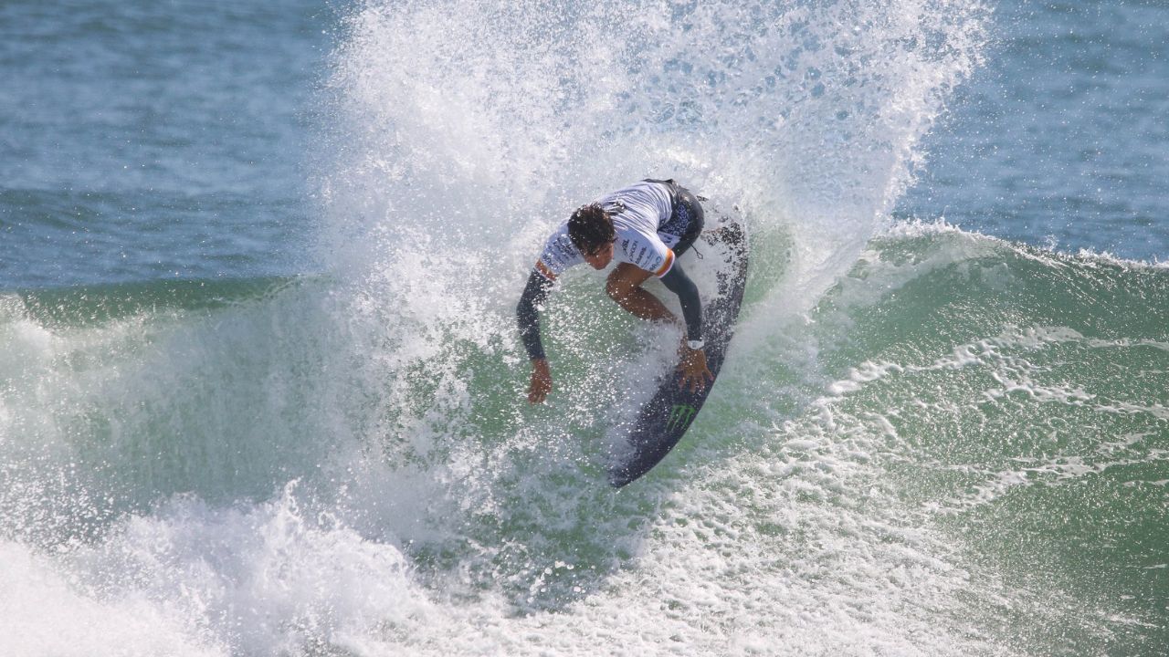 "Afortunadamente tenemos una generación muy fuerte, Jhony, yo y también somos una nueva generación que viene, entonces es muy padre ver a todos apoyando al surf mexicano, muchas gracias”, Sebastián Williams, surfista mexicano