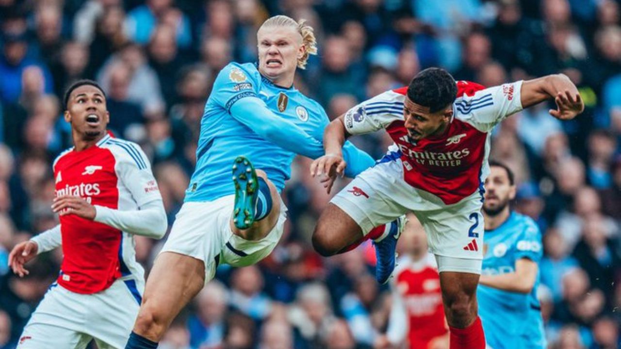 Manchester City rescató el empate ante el combinado de los Gunners, para conservar el liderato de la Premier League tras igualar a dos goles en el Etihad Stadium