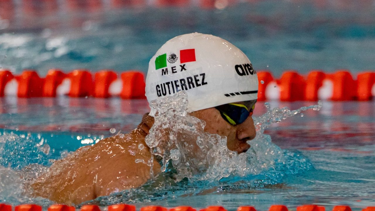 Uno de los hermanos Gutiérrez Bermúdez, Jesús Alberto, finalizó en el 12vo lugar en la prueba de los 100m estilo libre, en la para natación.