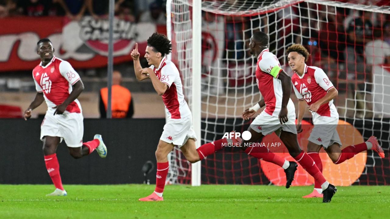 En el tercer día de la Jornada 1 de la Champions League, el Mónaco de Francia sorprendió al vencer al Barcelona.