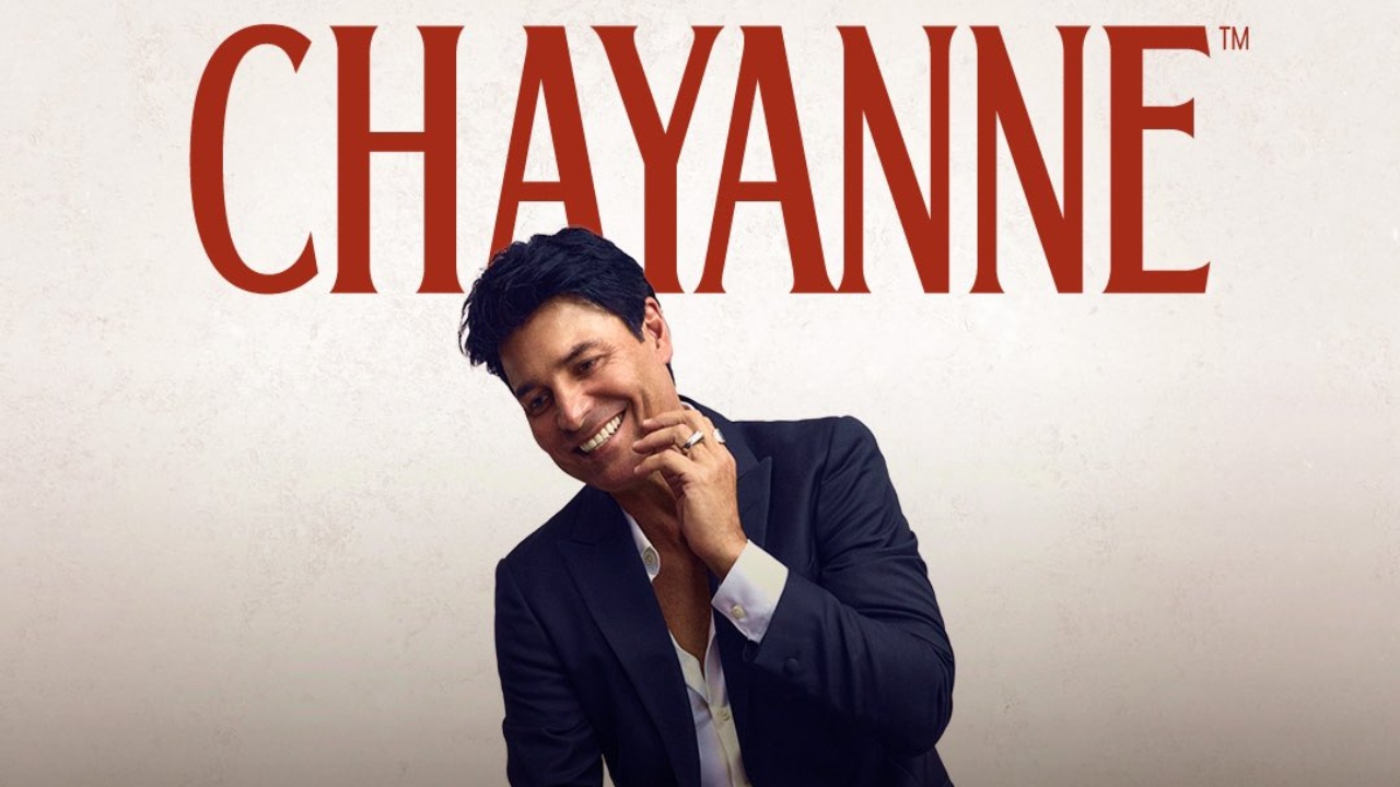 Chayanne sigue siendo relevante en la música, combinando baladas románticas con ritmos bailables