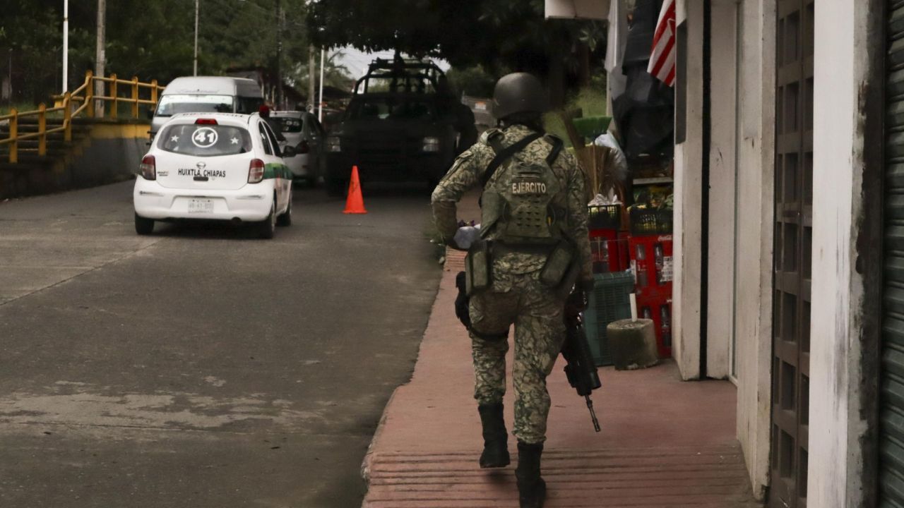 Activista de Nuevo Laredo acusan silencio oficial sobre ataque de militares a civiles