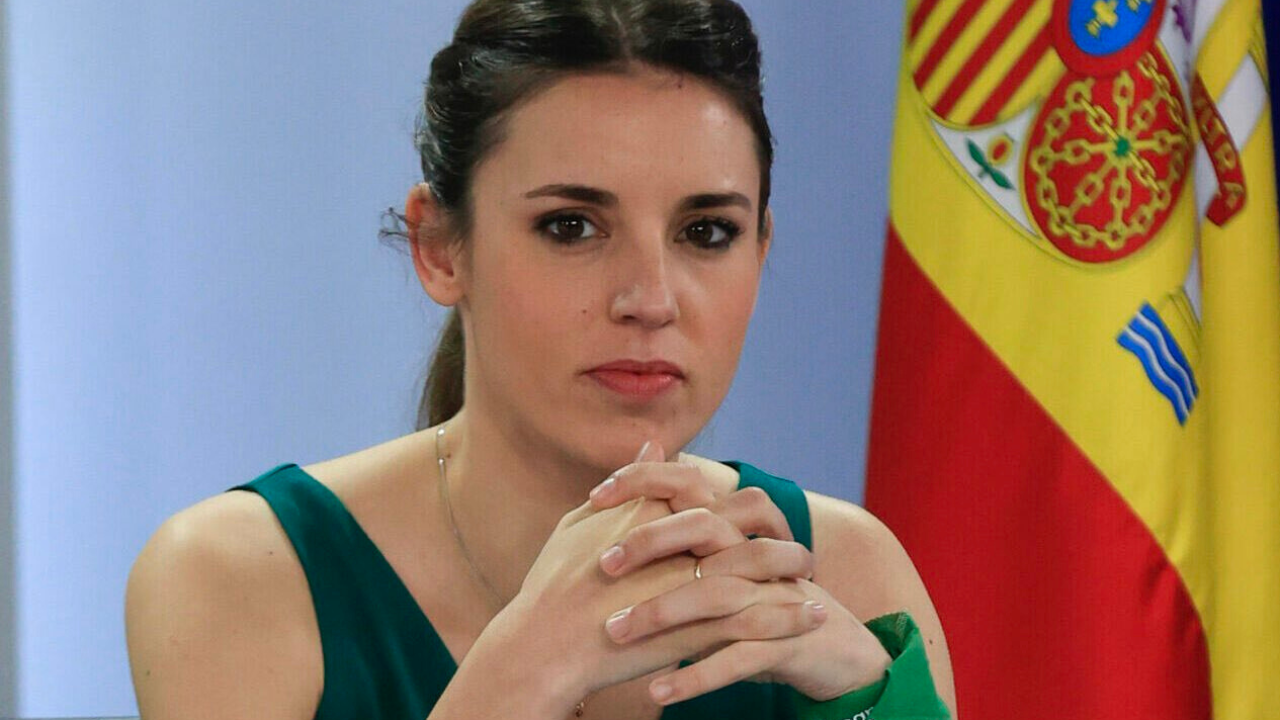 La eurodiputada por Podemos, Irene Montero, anunció que asistiría a la toma de protesta de Claudia Sheinbaum como presidenta de México.