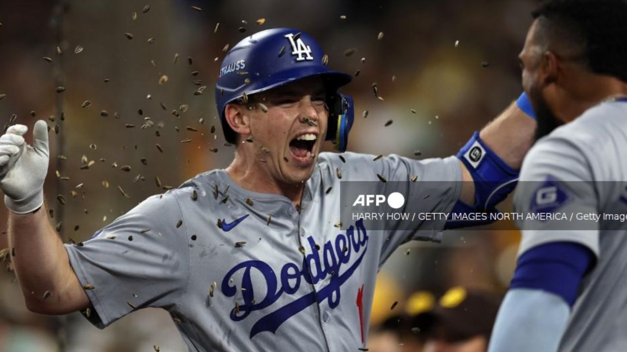 Jugando al borde de la eliminación, los Dodgers de Los Ángeles reaccionaron este miércoles con una paliza 8x0 ante los Padres de San Diego