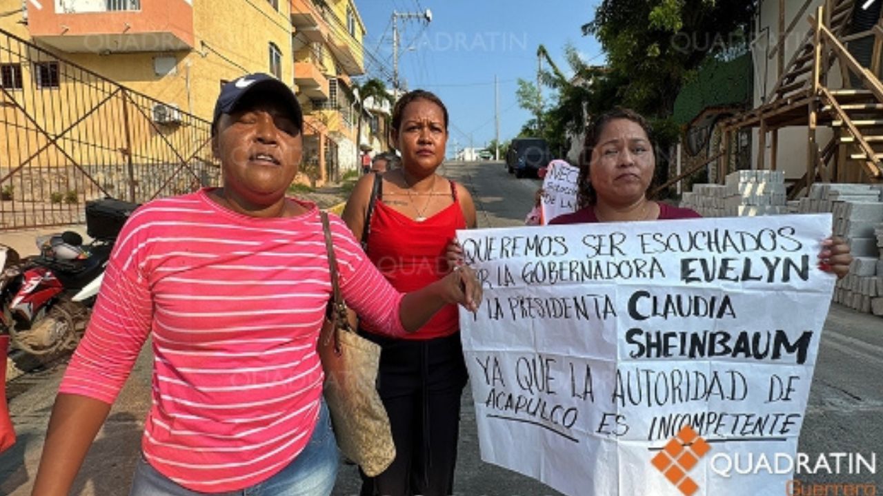 Damnificados bloquean por segundo día la casa de la alcaldesa de Acapulco