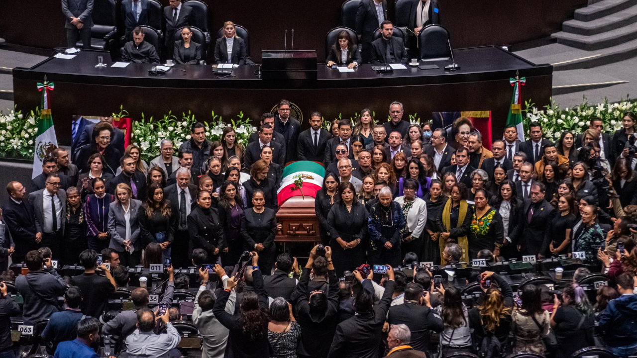 Homenaje a Ifigenia Martínez