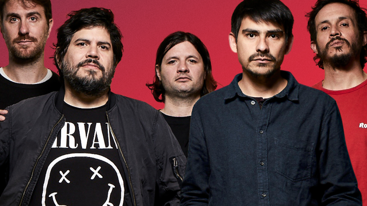 Será el próximo viernes 18 de octubre que, en el marco de la Feria Internacional del Libro del Zócalo, la banda indie originaria de La Plata presente sus clásicos y parte de su más reciente larga duración, Super Terror.