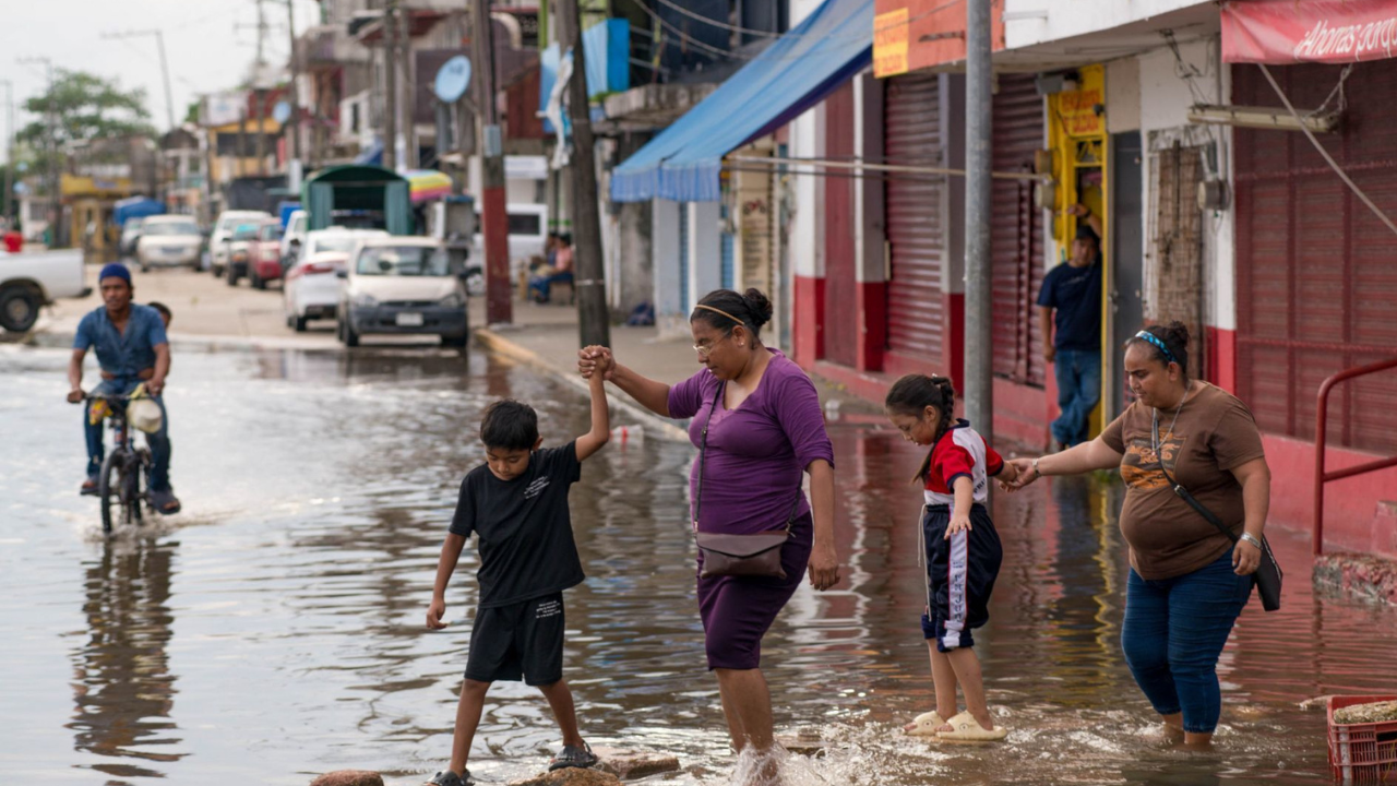 Reportan severas lluvias en Veracruz