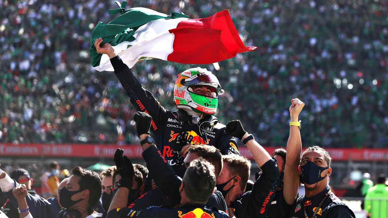 Sergio Pérez en el Gran Premio de México