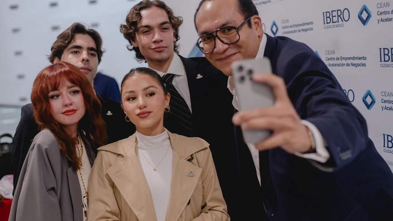 Con el objetivo de promover el emprendimiento y fortalecer el liderazgo en las nuevas generaciones, José Luis Jiménez Enríquez, estudiante de Negocios Globales