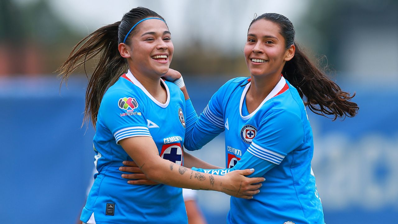 Cruz Azul goleó 3-0 en casa al Puebla durante la jornada 14 del Apertura 2024 en el circuito femenino, para mantener su aspiraciones de liguilla al colocarse a cinco puntos de los ocho primeros lugares de la clasificación