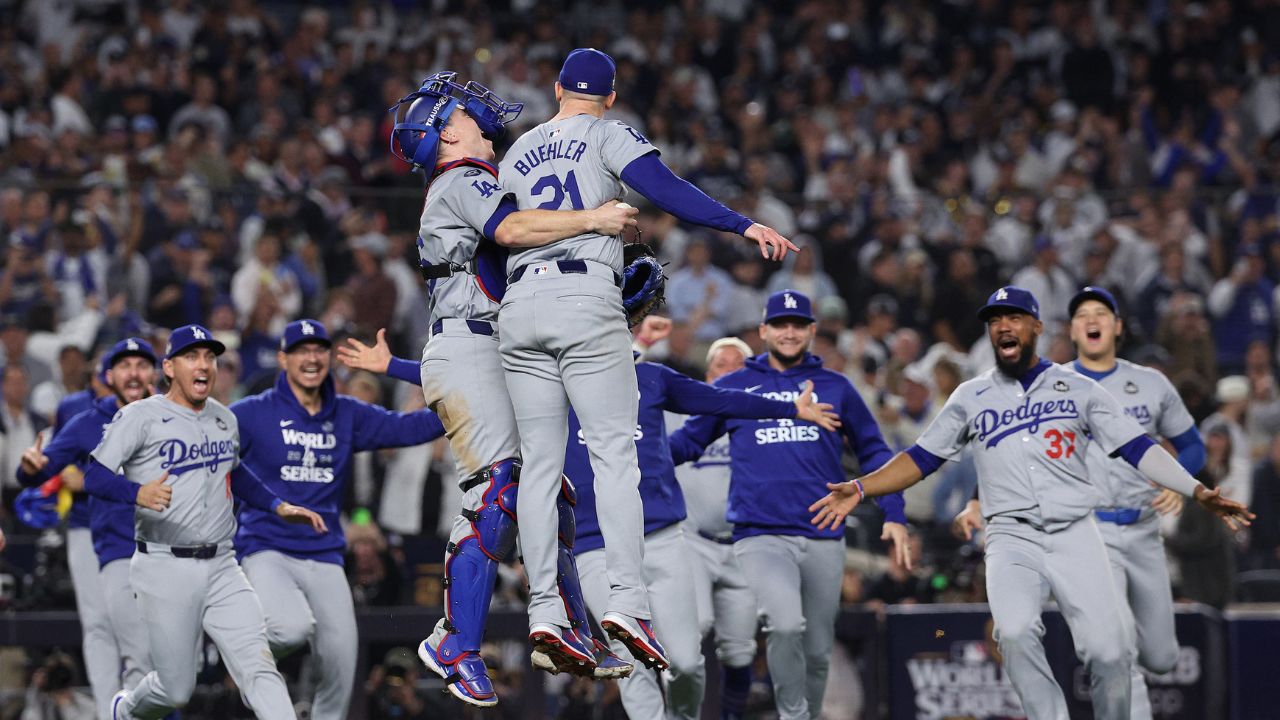 Los Dodgers consiguieron su cuarta victoria en su historial personal de 12 finales disputadas ante Yankees, quienes cumplirán 15 años desde su último campeonato