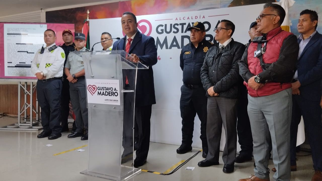 Advertencia. Alcalde de Gustavo A. Madero negó intimidarse ante mensajes de quienes se niegan a una regularización de actividades en vía pública.