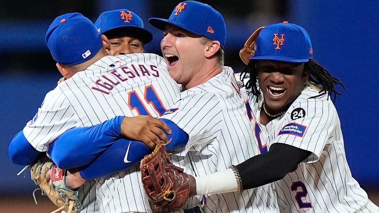 La última vez que los Mets lograron colarse a la Serie de Campeonato en la Nacional, fueron los representantes de dicha liga en la Serie Mundial de 2015, que perdieron ante Kansas City. Los de NY solo han ganado cinco banderines en total