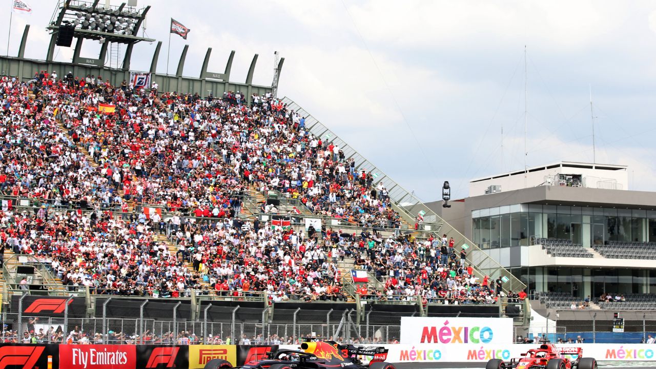 Desde que la F1 regresó al país, México ha tenido dos renovaciones como sede del calendario oficial, al iniciar de 2015 a 2019 y el segundo acuerdo de se vio pausado en 2020 por la pandemia y que comenzó a surtir efecto en 2023 hasta 2025