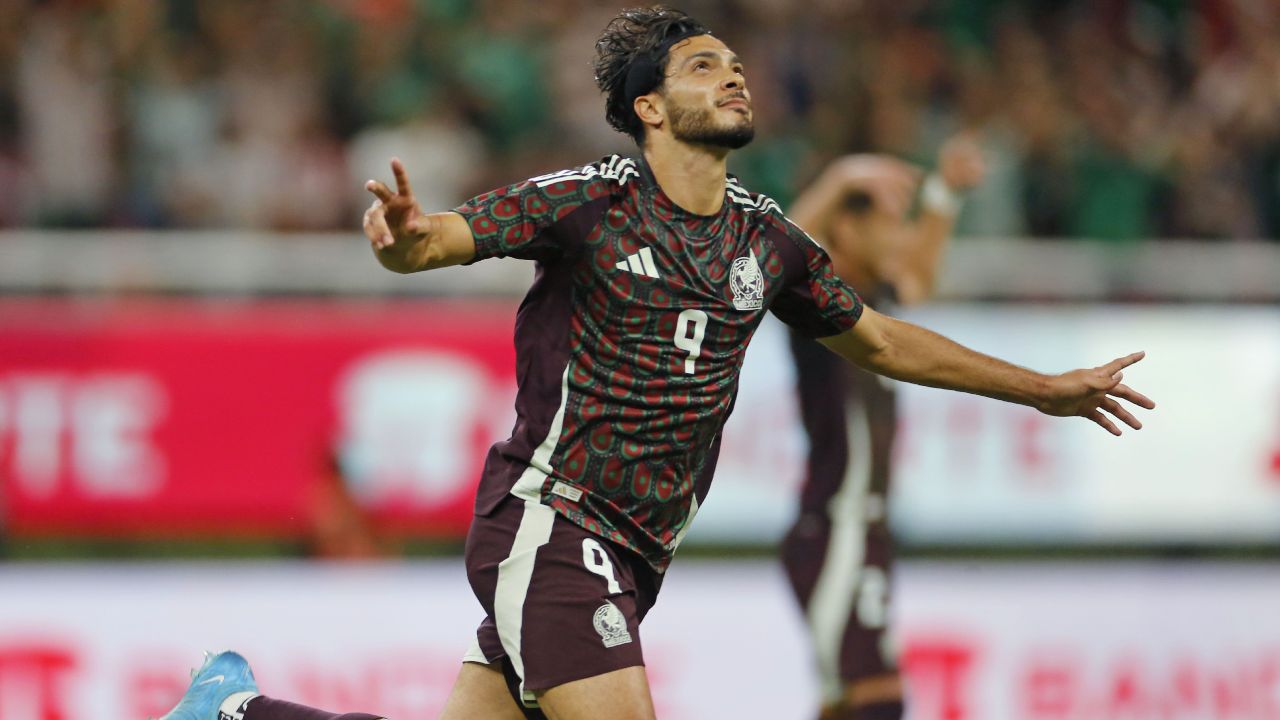 Con un resultado favorable de 2-0, México puso fin a la racha de cinco años sin poder superar a Estados Unidos en un partido de futbol