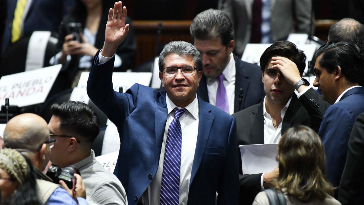 A mediados de mes definirán diputados sus comisiones legislativas; prevé Monreal disputa interna fuerte