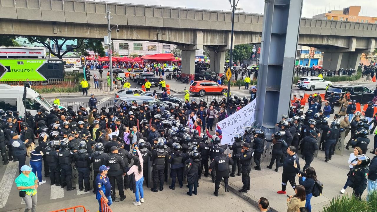 TRabajadores del PJ protestan afuera del GP