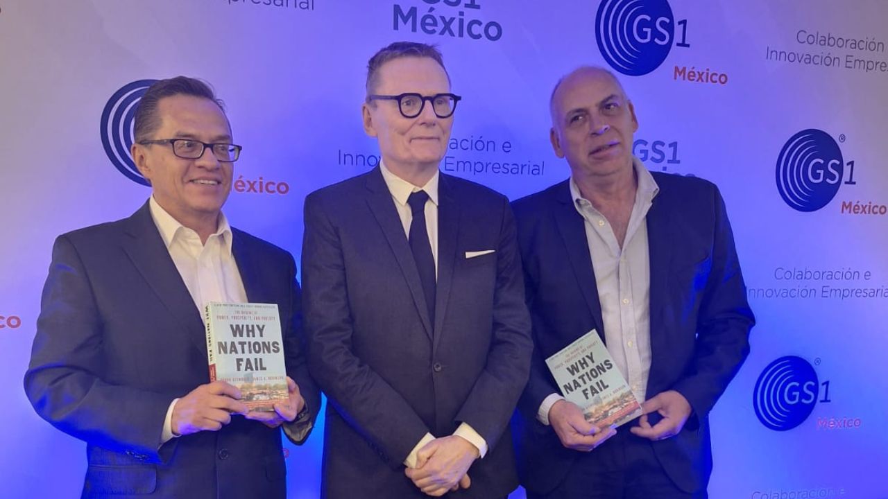 México debe crear sus oportunidades: James A. Robinson