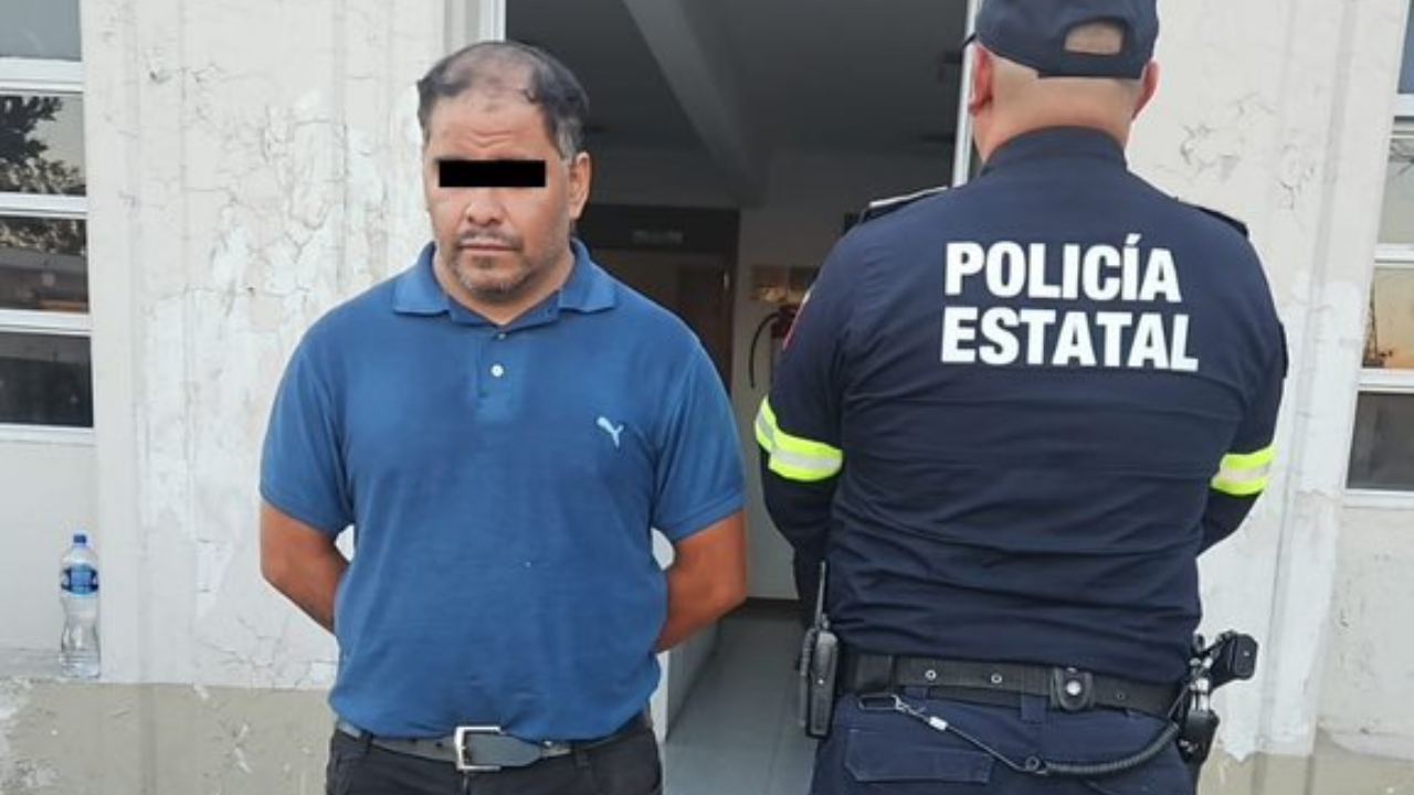 El hombre, identificado como Héctor "N" de 43 años de edad, fue trasladado a la Agencia del Ministerio Público correspondiente.