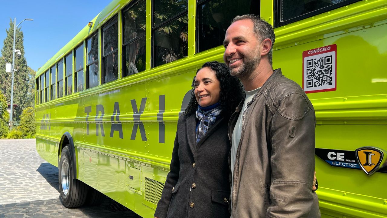 La CDMX puso en marcha, en el oriente de la capital, el primer autobús eléctrico destinado exclusivamente al transporte escolar.