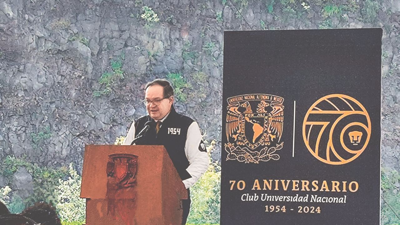 Rector de la UNAM, Leonardo Lomelí Vanegas, señaló estar satisfecho con el presente de ambos equipos profesionales de futbol ante las ya aseguradas clasificaciones