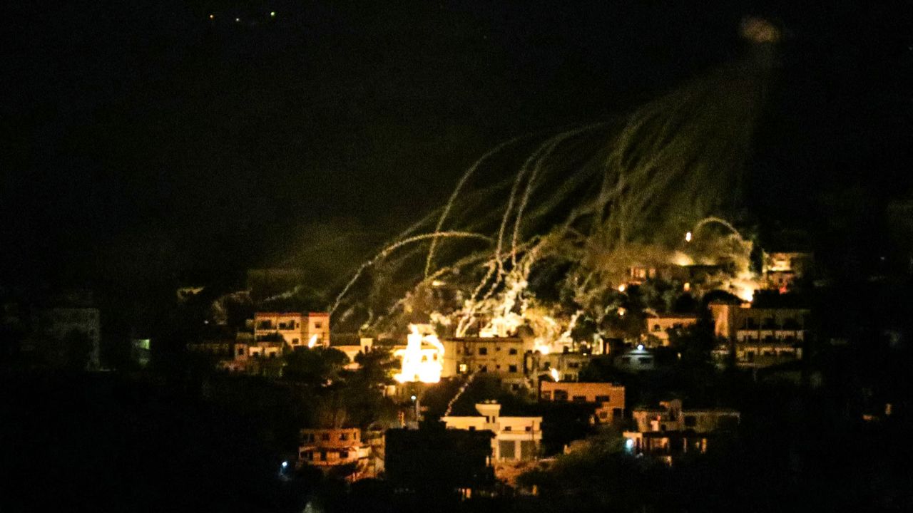 ATAQUES. Las hostilidades entre Hezbolá y Tel Aviv, en el Líbano, continúan, mientras Naciones Unidas y Estados Unidos buscan un alto al fuego.