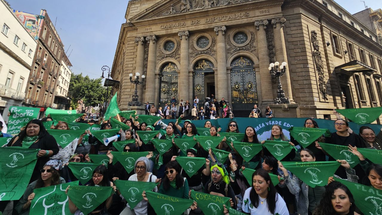 Exigen a diputados la votación y aprobación del dictamen, para despenalizar el aborto en la Ciudad de México