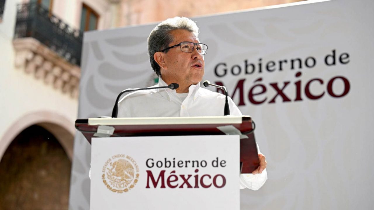 Ricardo Monreal en conferencia