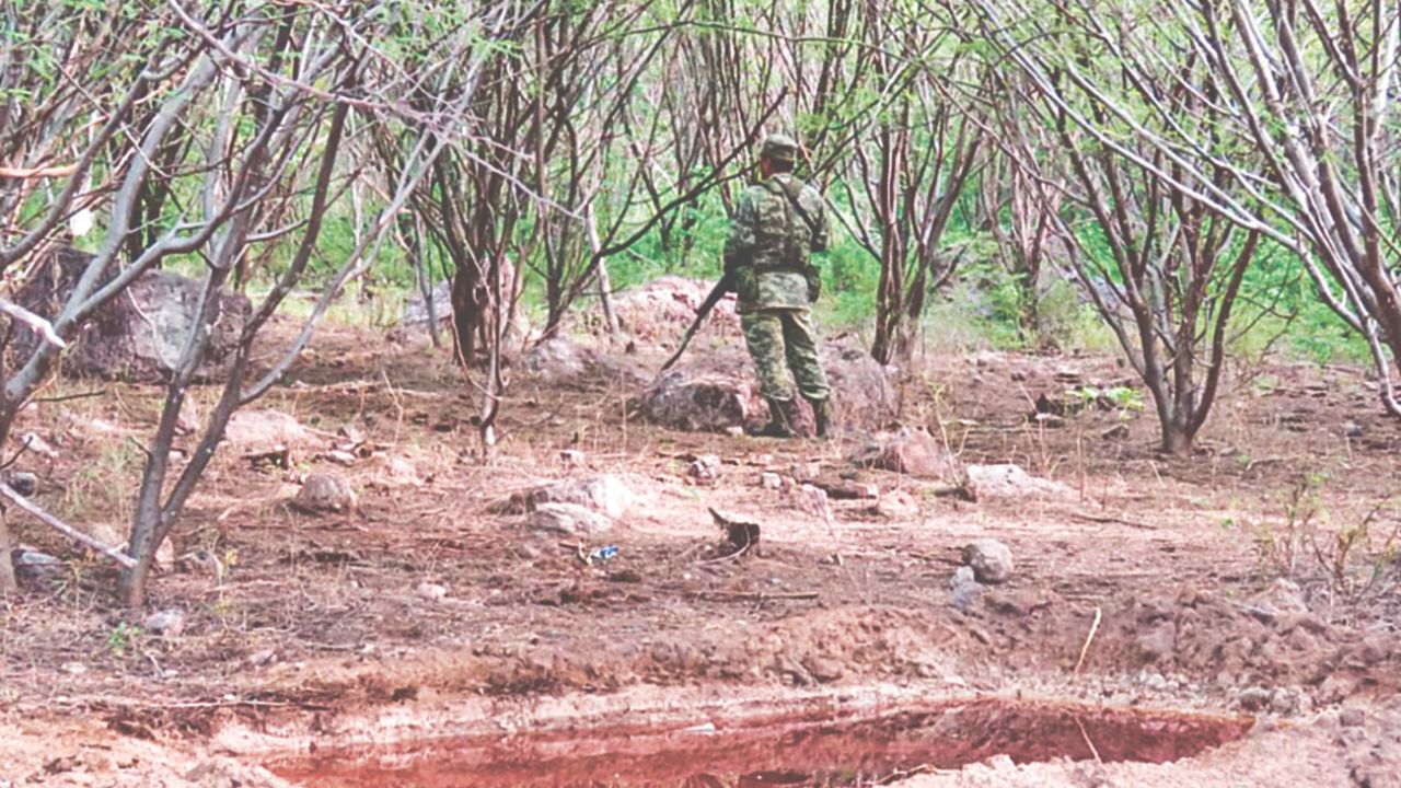 Autoridades sospechan que en la zona se podría encontrar un campo minado.