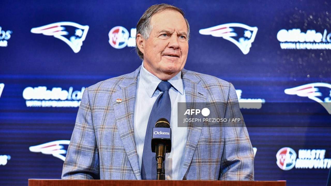 Belichick llegará al futbol colegial de Estados Unidos con 72 años de edad.